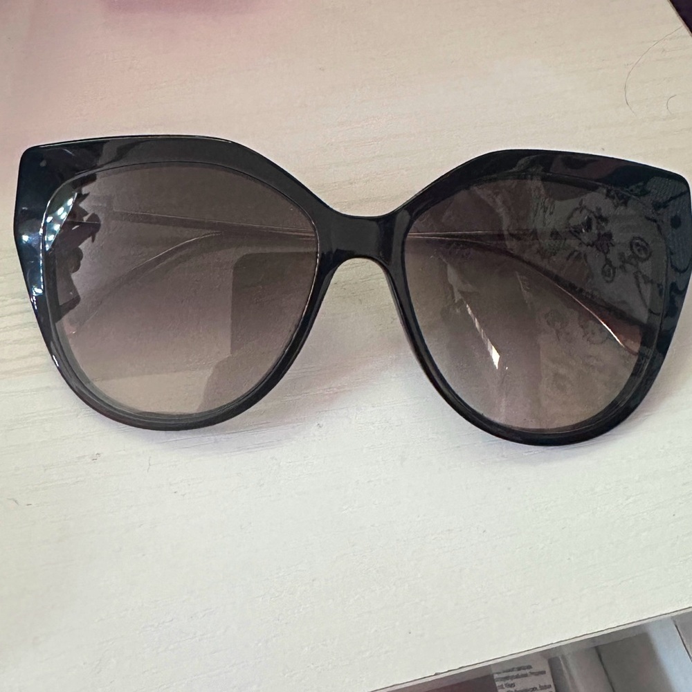 Fendi FF Logo Black Sunglasses with Gold Detail